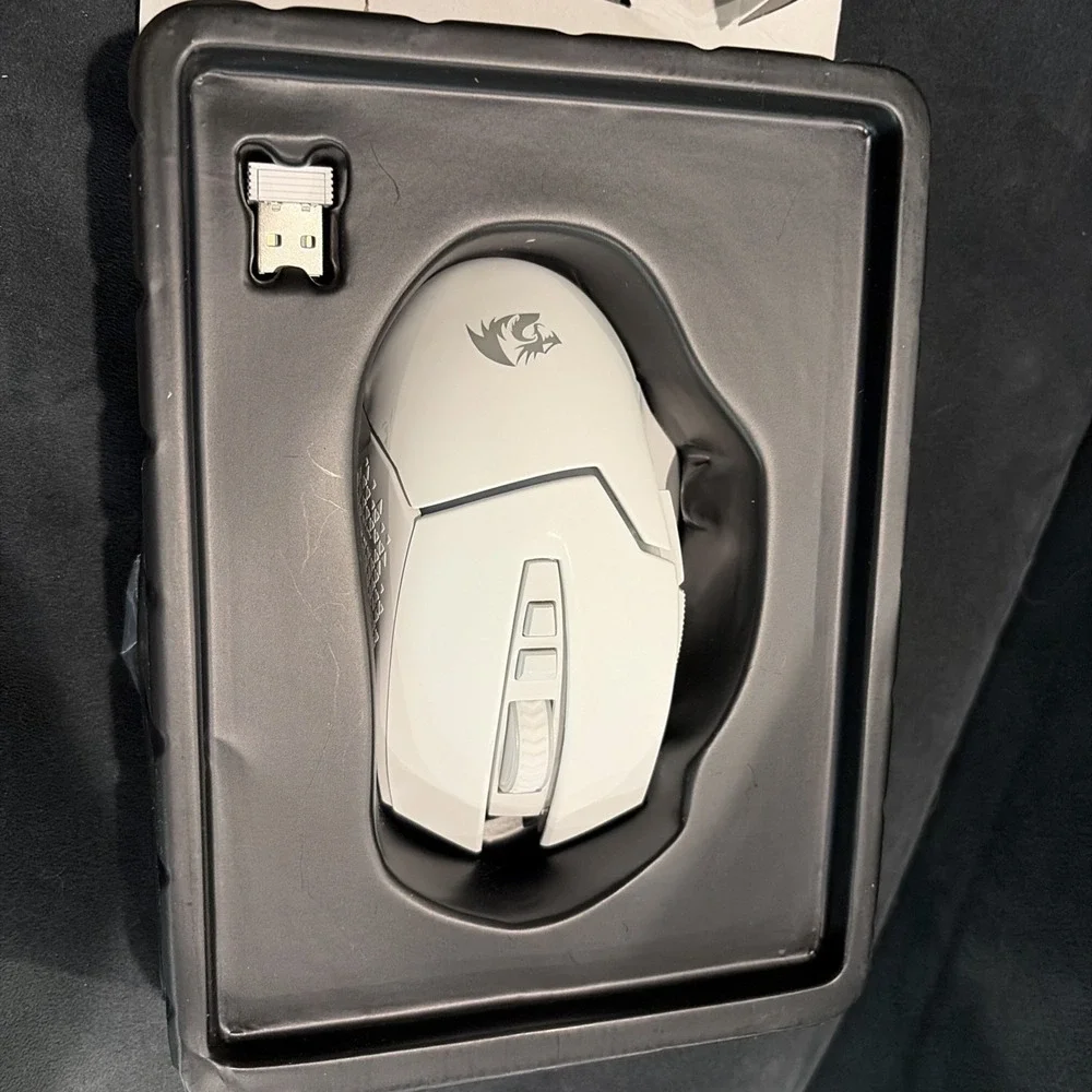 Redragon M690 PRO Wireless Gaming Mouse 8000 DPI 8 Buttons Rapid Fire RGB